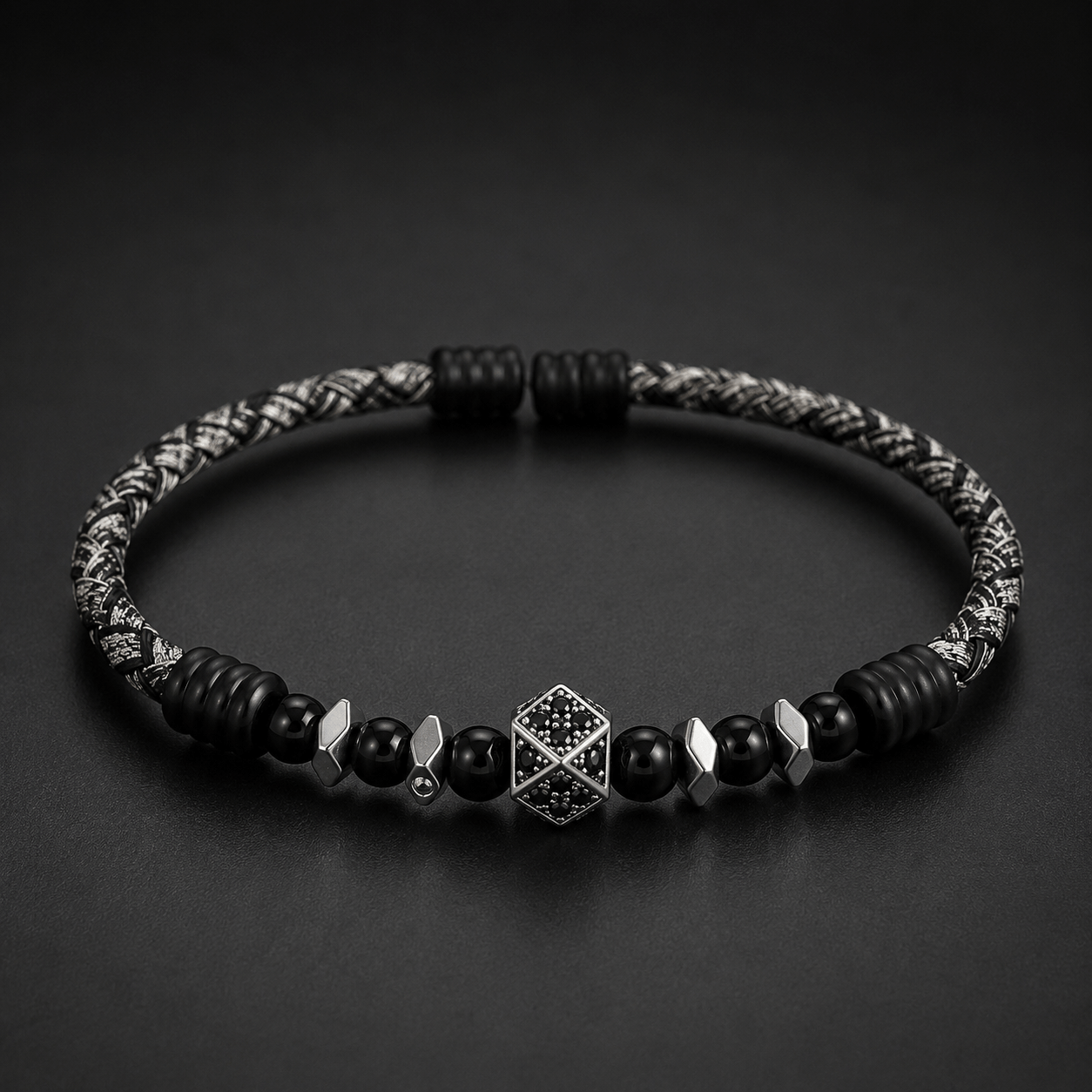 NERO Bracelet – Black Luxury Edition