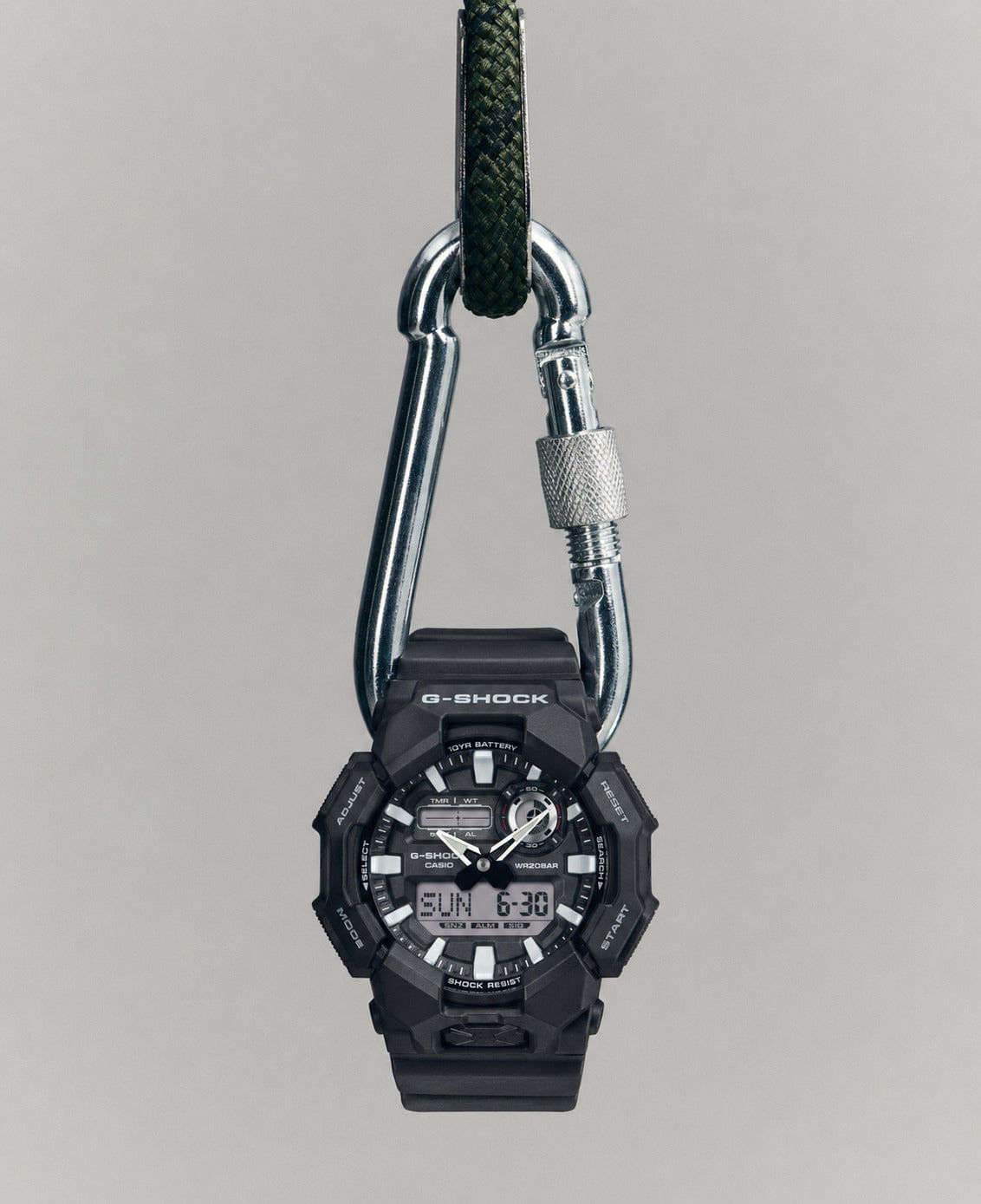Orë dore G-SHOCK GA-010-1A, e zezë/hirtë